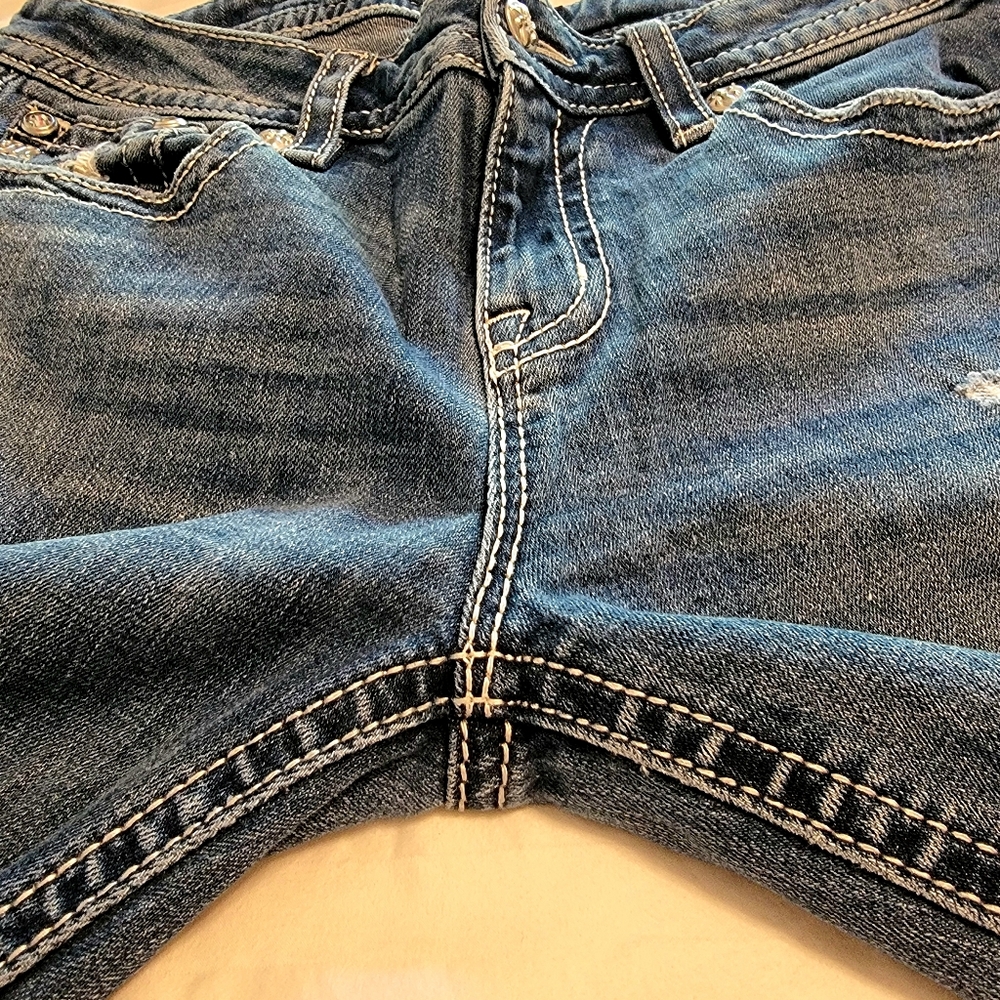 Miss Me Western Chloe Boot Medium Wash Jeans With Embellished Turquoise Accents - Picture 4 of 11